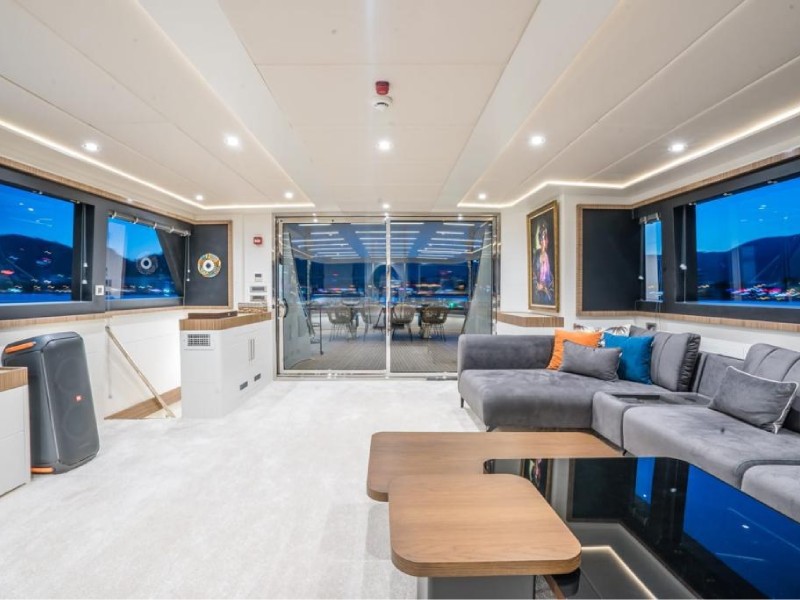 Ekmar Yachting Deep Water Main Saloon View