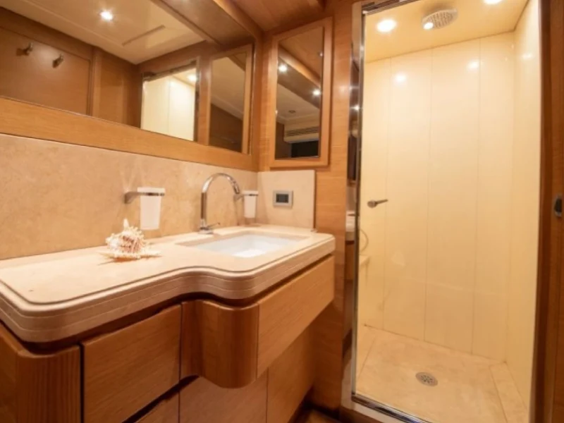 Ekmar Yachting Funda D Motor Yacht En Suite Bathroom View 800x600