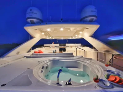 Ekmar Yachting Funda D Motor Yacht Fly Bridge Jacuzzi View 400x300