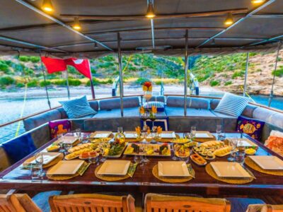 Ekmar Yachting Grande Mare Gulet Yacht Al Fresco Dining Area Aft Deck View 400x300
