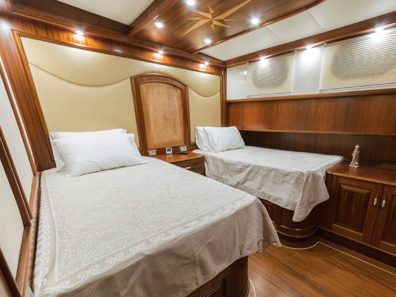 Ekmar Yachting Halcon Del Mar Twin Cabin View