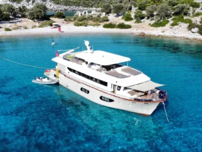 Ekmar Yachting Lycian Dream Motor Yacht Anchored Top View 400x300