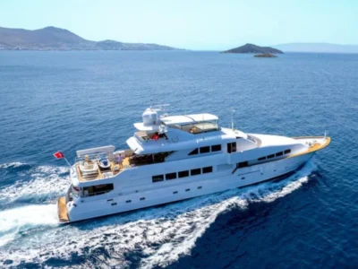 Ekmar Yachting Merve Motor Yacht Cruising Day Side View 400x300