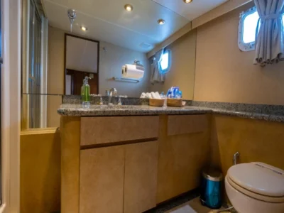Ekmar Yachting Merve Motor Yacht Double Cabin En Suite Bathroom View 400x300
