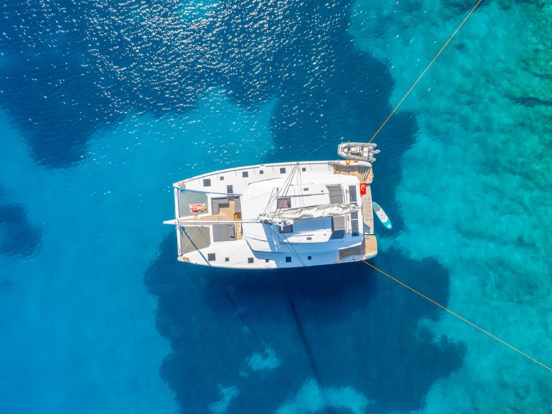 Ekmar Yachting Mus 3 Catamaran Anchor Top View