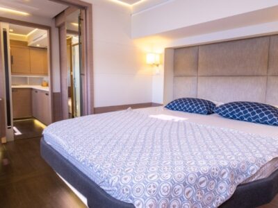 Ekmar Yachting Mus 3 Catamaran Master Cabin With En Suite Bathroom View 400x300