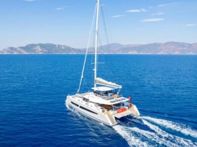 Ekmar Yachting Mus 3 Catamaran Motorized Cruise Rear Side View 400x300