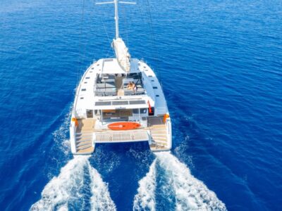 Ekmar Yachting Mus 3 Catamaran Motorized Cruise Rear View 400x300