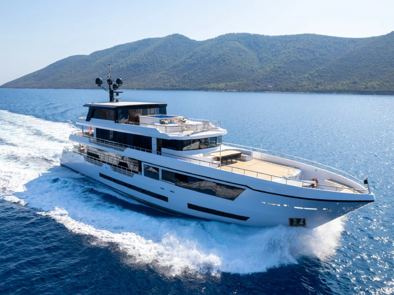Ekmar Yachting Ocean Breeze Motor Yacht Cruising Front Side View