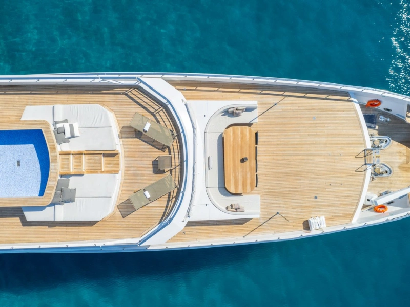 Ekmar Yachting Ocean Breeze Motor Yacht Sundeck Top View