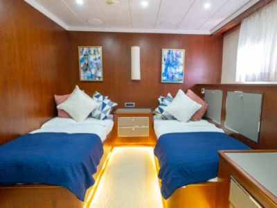 Ekmar Yachting Ocean Breeze Motor Yacht Twin Cabin View 400x300