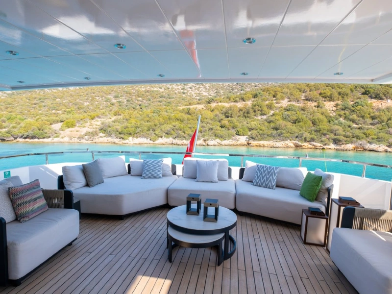 Ekmar Yachting Ocean Breeze Motor Yacht Aft Deck One Front View