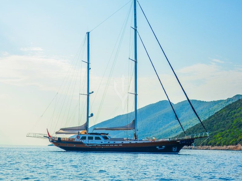 Ekmar Yachting Papa Joe Gulet Side View