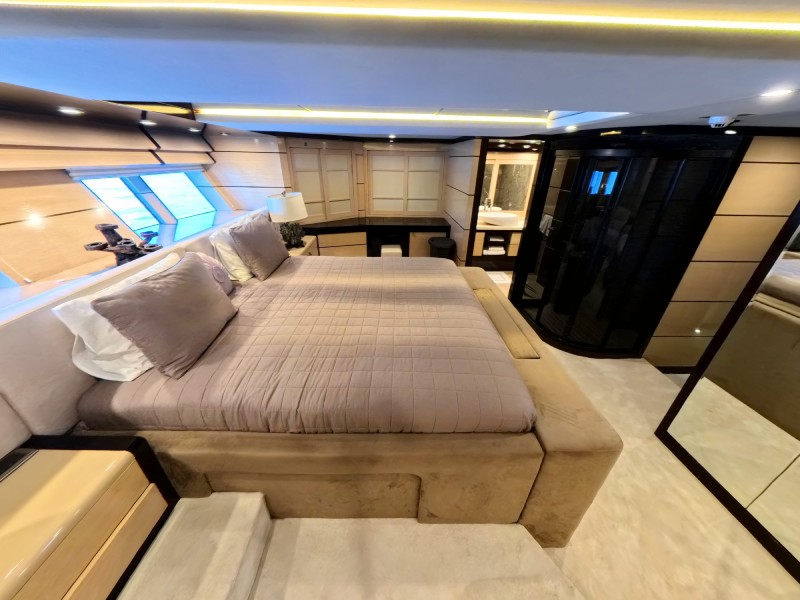 Ekmar Yachting Perla Del Mare Master Cabin Vip Right Side View