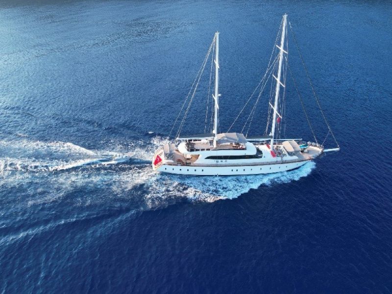 Ekmar Yachting Queen Of Makri Cruising View