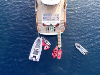 Ekmar Yachting Queen Of Makri With Water Toys View 400x300