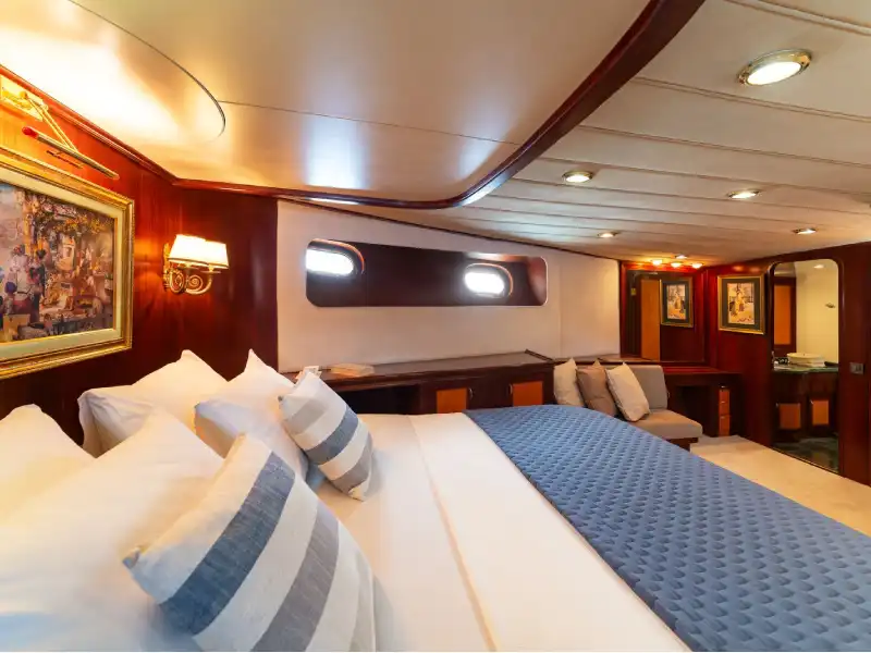M/Y Caneren