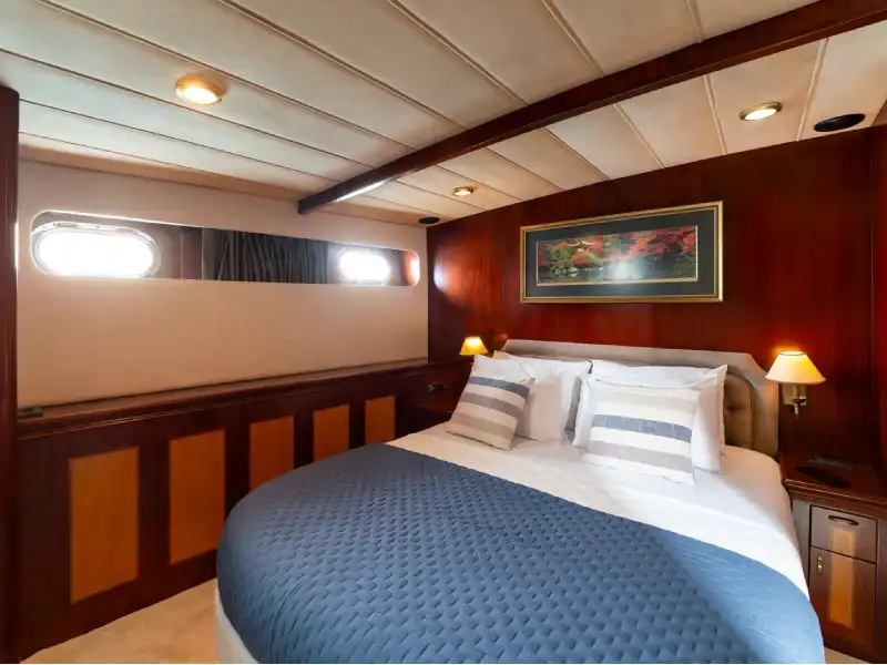 M/Y Caneren