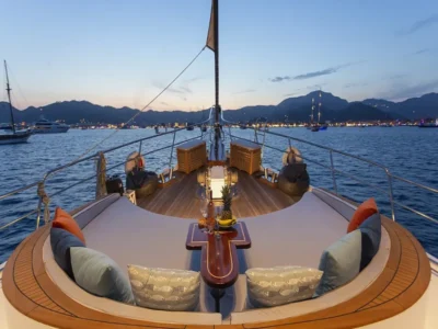 Ekmar Yachting Diva Deniz Gulet Yacht Anchored Bow Evening View 400x300