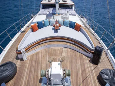 Ekmar Yachting Diva Deniz Gulet Yacht Cruising Bow Front View 400x300