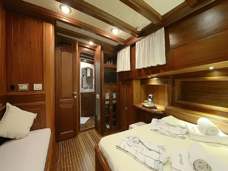 M/S Ecce Navigo