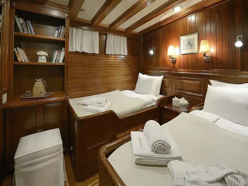 M/S Ecce Navigo
