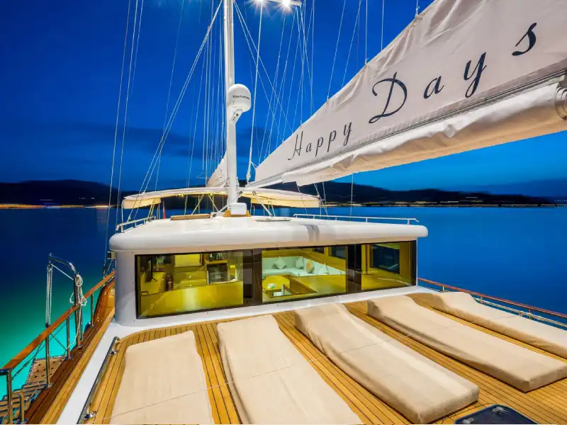 M/Y Happy Days
