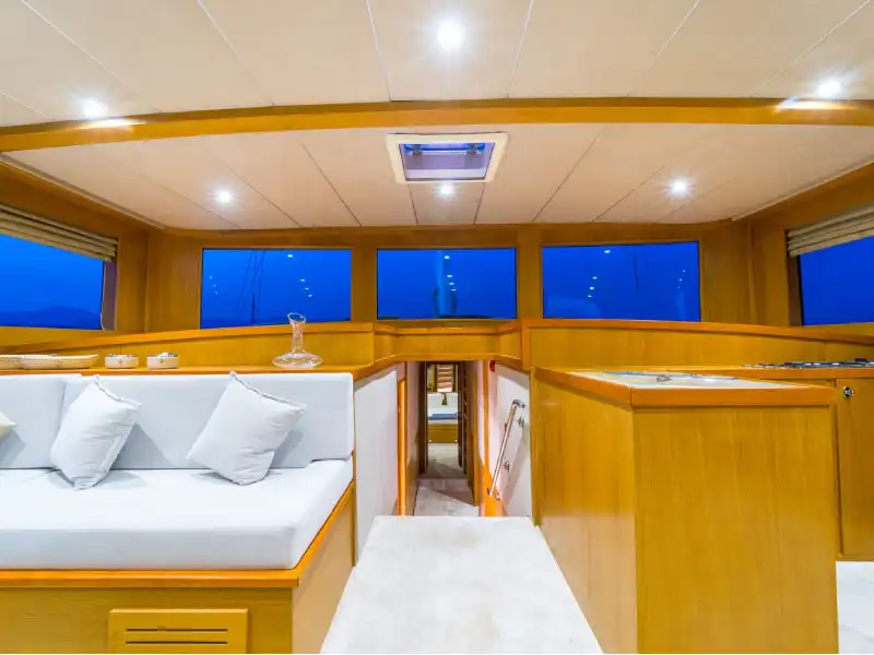 M/Y Happy Days