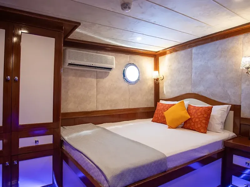 M/S Queen of RTT