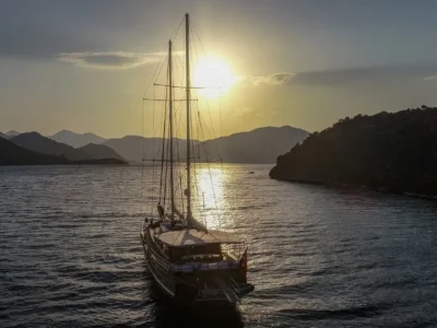 Ekmar Yachting S Dogu Gulet Yacht Cruising In To The Sunset View 400x300
