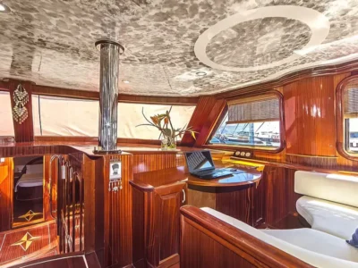 Ekmar Yachting S Dogu Gulet Yacht Main Saloon Side View 400x300