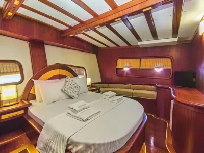 Ekmar Yachting S Dogu Gulet Yacht Master Cabin View 400x300