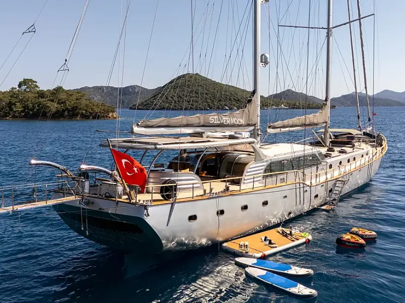 M/S Silver Moon