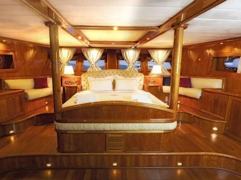 M/S Silver Moon