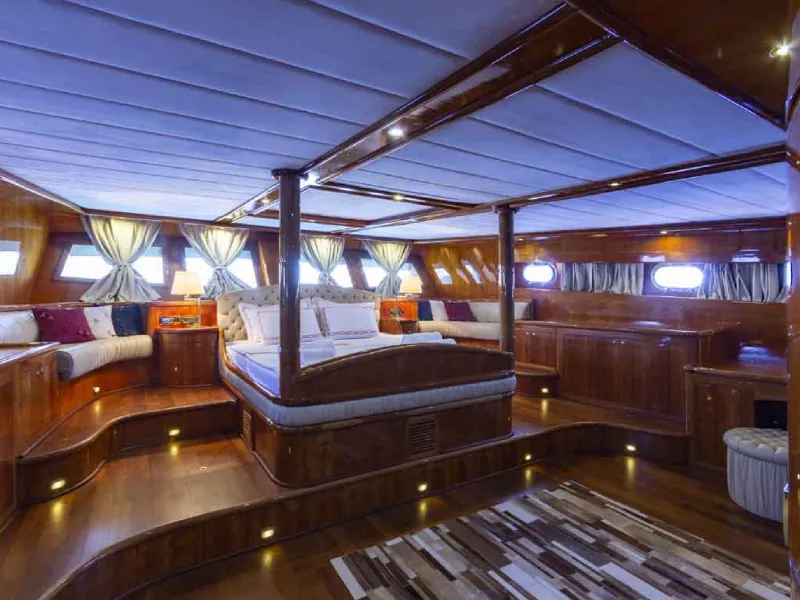 M/S Silver Moon